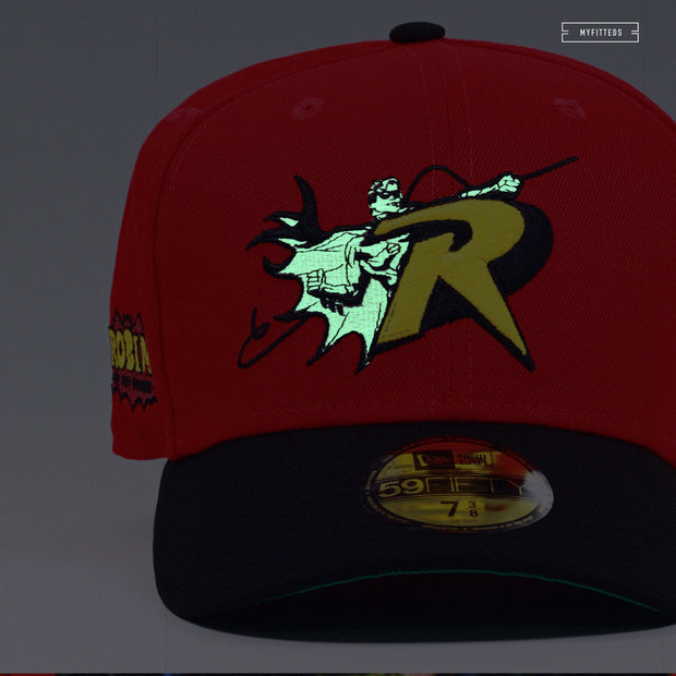 ROBIN, THE BOY WONDER™ #1 DC COMICS® GLOW IN THE DARK NEW ERA FITTED CAP