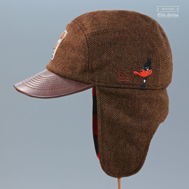LOONEY TUNES™ ELMER SEASON™ BUGS BUNNY™ DAFFY DUCK™ NEW ERA ELITE SERIES LUMBERJACK CAMPER DOG EAR